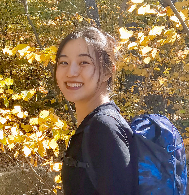 Photo of Zeli Li.